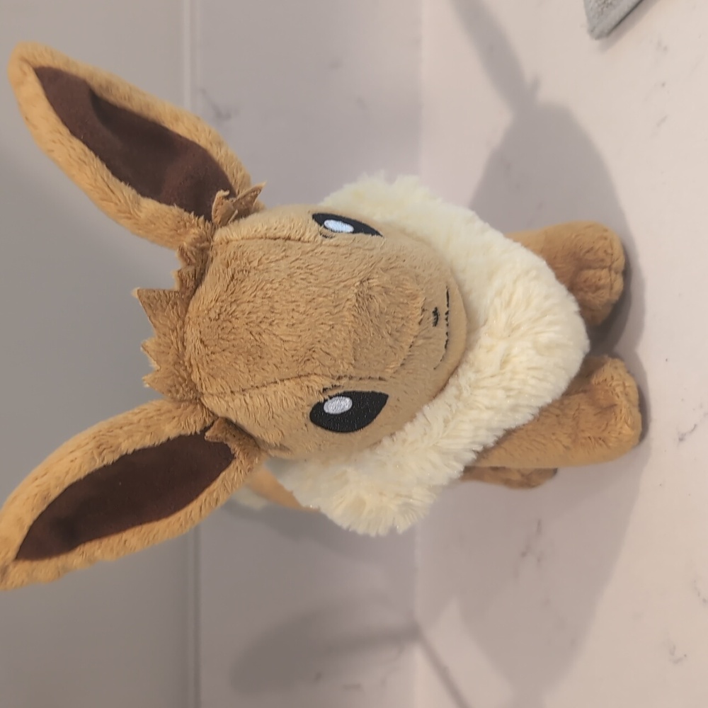 Pokemon Store JAPAN pokémon evie plush